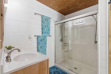 Located in an attractive, established neighborhood in Stockton - photo 17