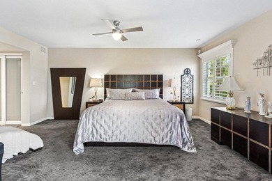 This beautifully updated first-floor condo offers 3 bedrooms, 2 - photo 20