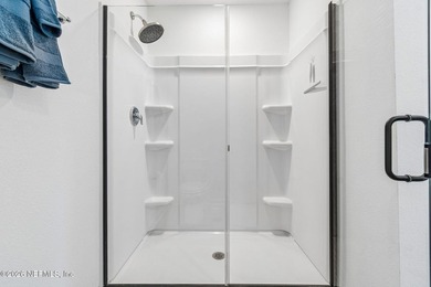 Welcome to easy Florida living in this modern, turn-key - photo 22