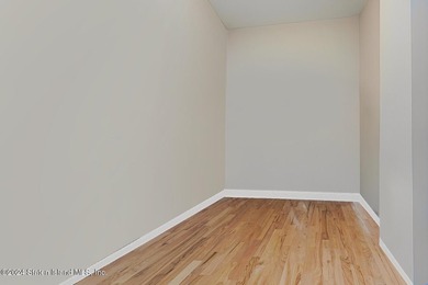 Welcome to 2981 Hylan Boulevard, a truly unique opportunity - photo 22