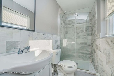 Welcome to 2981 Hylan Boulevard, a truly unique opportunity - photo 23