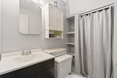 Located in an attractive, established neighborhood in Stockton - photo 25