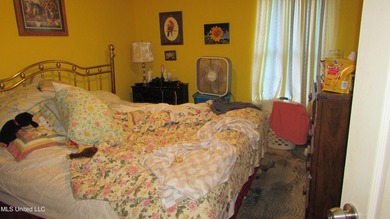 Great investment opportunity in this 3/2 brick duplex. Both - photo 10