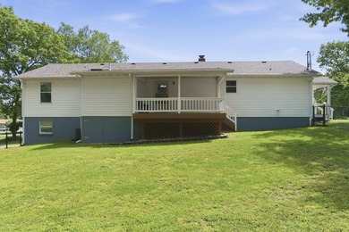 Located in an attractive, established neighborhood in Stockton - photo 32