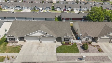 Welcome to 1262 Heber Avenue. This turnkey, well-maintained home - photo 33