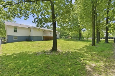Located in an attractive, established neighborhood in Stockton - photo 33