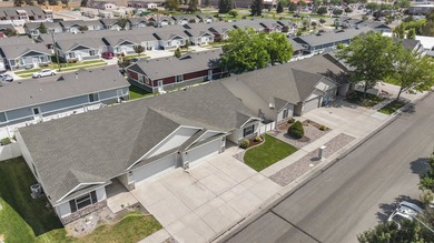 Welcome to 1262 Heber Avenue. This turnkey, well-maintained home - photo 34