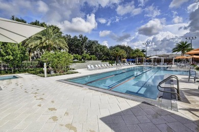 This beautifully updated first-floor condo offers 3 bedrooms, 2 - photo 42