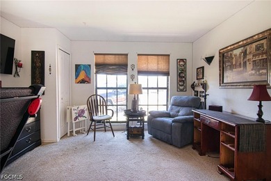 Opportunity is knocking! This spacious 4-bedroom, 3-bath home - photo 6