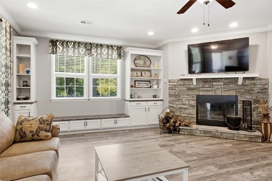 Escape to your own private East Texas retreat just one mile from - photo 4