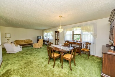 Hello Curb Appeal!!! ~ If you're looking for a solid ranch, with - photo 11