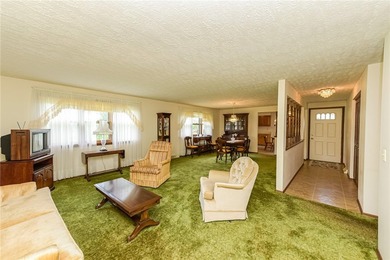 Hello Curb Appeal!!! ~ If you're looking for a solid ranch, with - photo 13