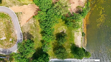 Premier lakefront building site now available at The Oaks. Lot 4 - photo 14