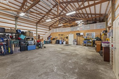 Coastal Oregon living at its best! Nestled just minutes from the - photo 14