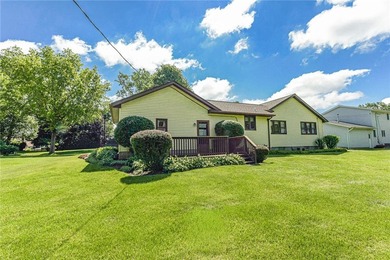 Hello Curb Appeal!!! ~ If you're looking for a solid ranch, with - photo 25