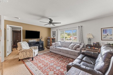 Coastal Oregon living at its best! Nestled just minutes from the - photo 32