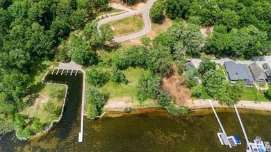 Premier lakefront building site now available at The Oaks. Lot 4 - photo 33