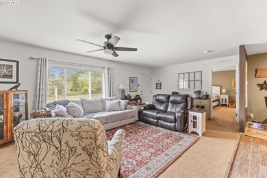 Coastal Oregon living at its best! Nestled just minutes from the - photo 33