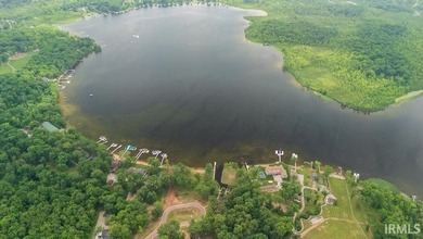 Premier lakefront building site now available at The Oaks. Lot 4 - photo 36