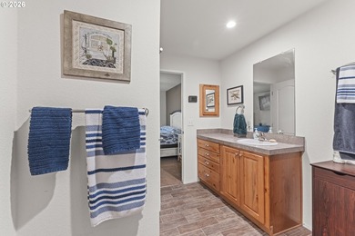 Coastal Oregon living at its best! Nestled just minutes from the - photo 37