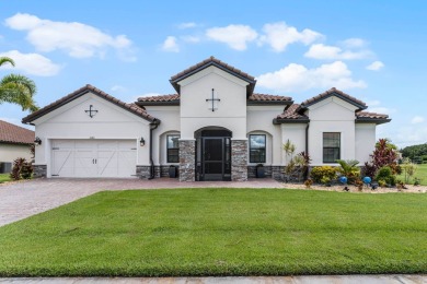 Lake Home For Sale in Kissimmee, Florida