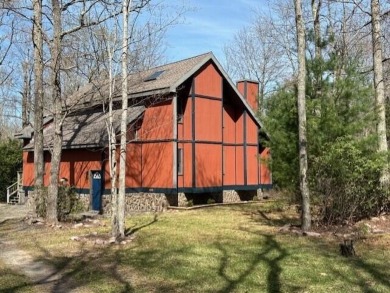 Lake Home For Sale in Jim Thorpe, Pennsylvania