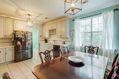 Have you been looking for that perfect updated home in a golf - photo 14