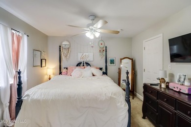 Have you been looking for that perfect updated home in a golf - photo 17