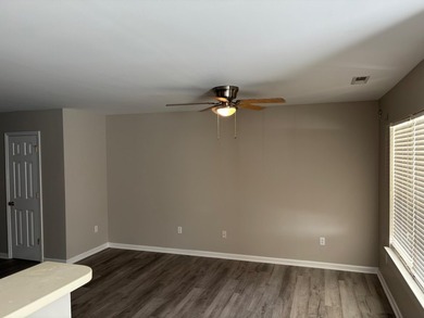 Great opportunity! To own a cozy townhome in a desirable - photo 10