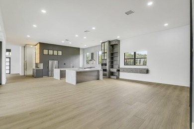 Experience refined living in this exceptional 4-bedroom - photo 28