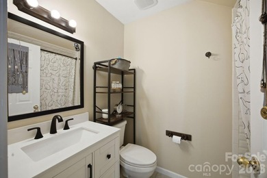 Immaculately maintained Brick Home in sought after Birkdale - photo 31