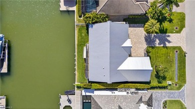 Nestled in the coveted Connors/Vanderbilt Beach neighborhood - photo 32
