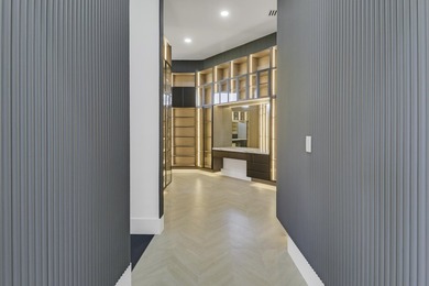 Experience refined living in this exceptional 4-bedroom - photo 32
