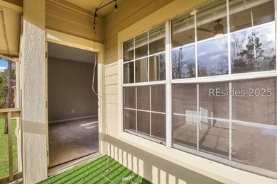 Priced to sell second floor remodeled unit 3 bedroom 2 bath - photo 34