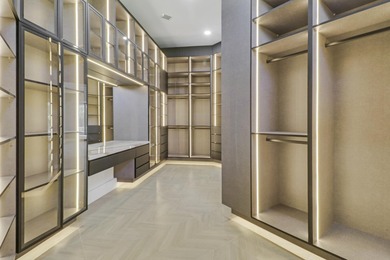 Experience refined living in this exceptional 4-bedroom - photo 34