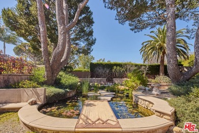 Some of Point Dume's most extraordinary properties are defined - photo 38