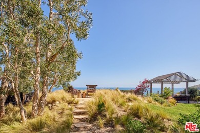 Some of Point Dume's most extraordinary properties are defined - photo 41