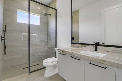 Experience refined living in this exceptional 4-bedroom - photo 41