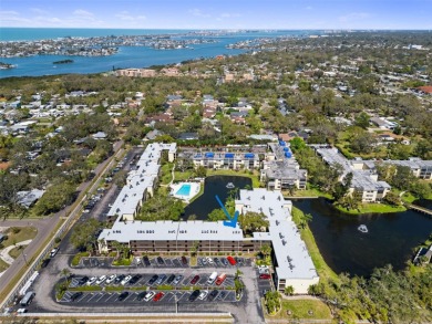 Lake Condo For Sale in Largo, Florida