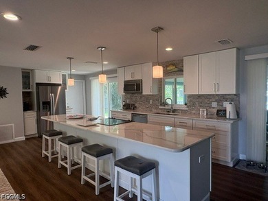 Don't miss your opportunity to own this lovely, UPDATED, 3 - photo 6