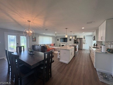 Don't miss your opportunity to own this lovely, UPDATED, 3 - photo 8