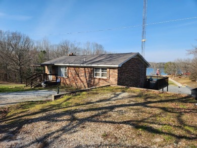 Kentucky Lake Home For Sale in Big Sandy Tennessee