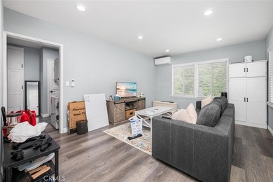 Excellent investment opportunity in the heart of Long Beach - photo 6