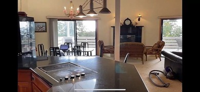 This magnificent 5.3-acre upcountry South Kona estate is a - photo 7