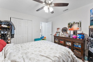 Exceptional investment opportunity! This centrally located CBS - photo 12