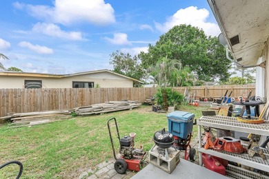 Exceptional investment opportunity! This centrally located CBS - photo 13