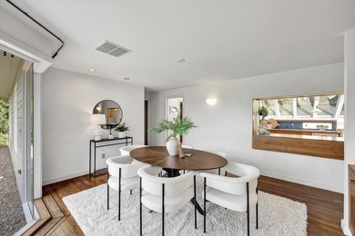 Waterfront contemporary luxury on a private lane in the coveted - photo 14