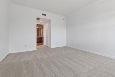 Located in the prestigious gated waterfront community of Marina - photo 20