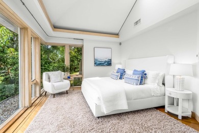 Waterfront contemporary luxury on a private lane in the coveted - photo 23
