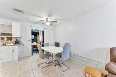 Exceptional investment opportunity! This centrally located CBS - photo 24